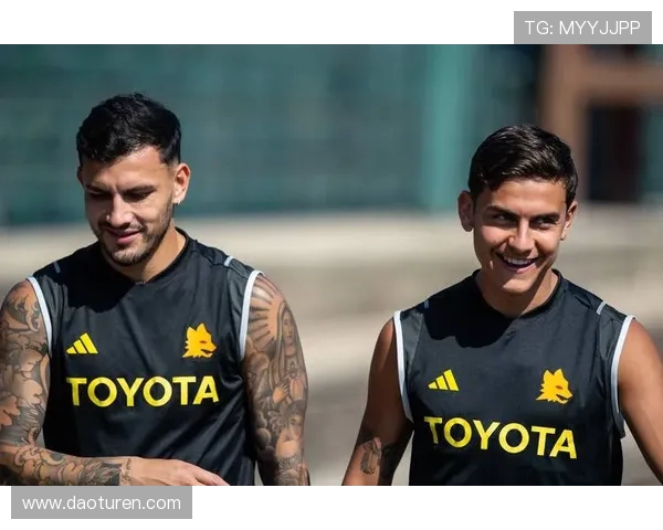 阿根廷双星闪耀美乙！帕雷德斯、迪巴拉获赠迈阿密 FC 专属球衣